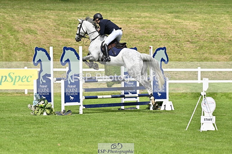 250613A-105537-00626 - Cls 1 Snr Newcomers and 1.10m Open