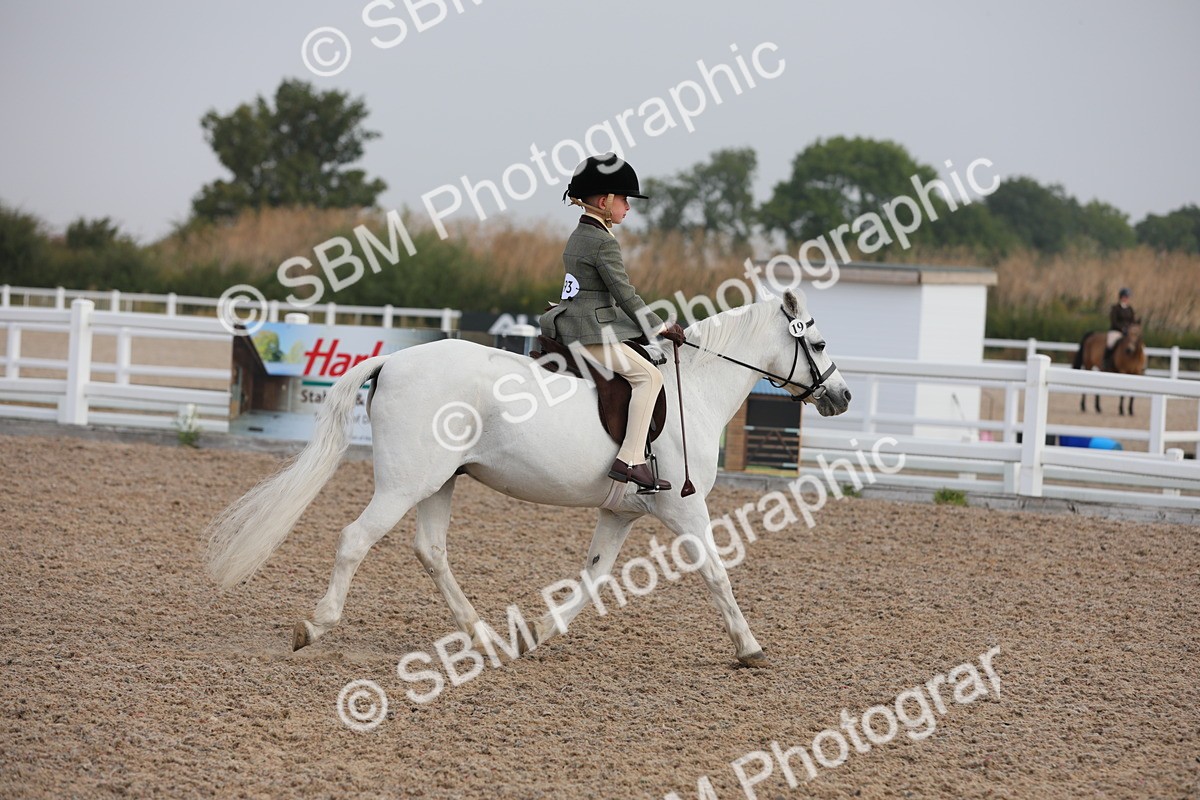 SBM_09697 - Class 301 Ridden M&M -Small Breeds