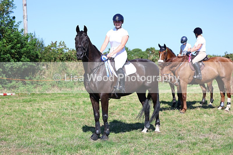 3E7A6578 - Class 13: Senior Newcomers/1.10m open