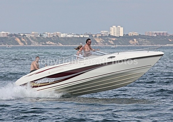 090808 RINKER CAPTIVA 232 IMG_5252 - Speedboats