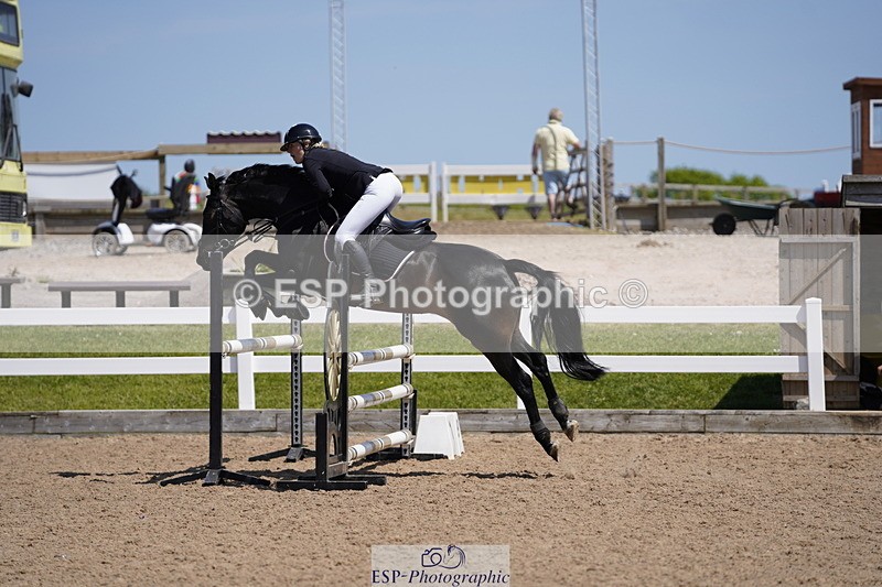 230527A-143404-04689 - Cls 23 1.05m Amateur Quali