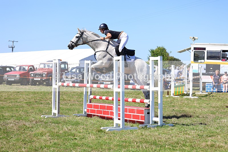 3E7A6389 - Class 13: Senior Newcomers/1.10m open