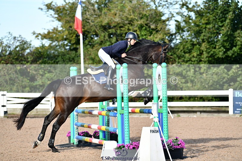 240913A-092407-02920 - Cls 20 Snr British Novice and 90cm Open