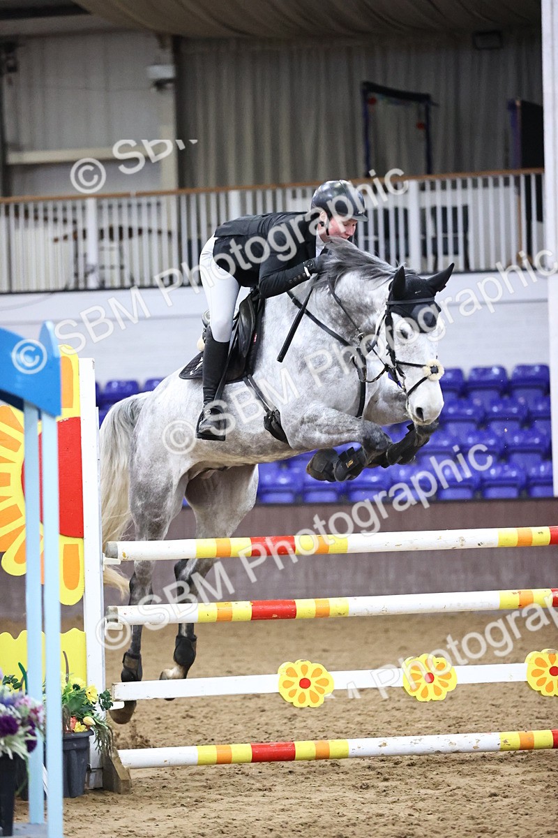 SBM_005575 - Class 17 - Senior Newcomers 1.10m