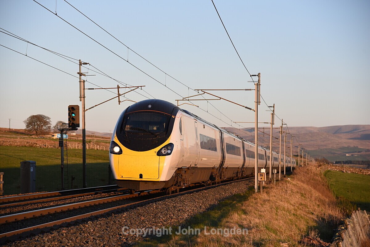 JL - 20.4.20 390134 16:57 Euston - Glasgow, Salterwath - West Coast Main Line (north to south)