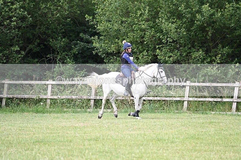 WJ6_6416 - 60cm XC Time 10:17 to 10:49