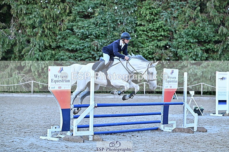 250829A-194548-03819 - Cls 12 1.05m Amateur Quali and Open
