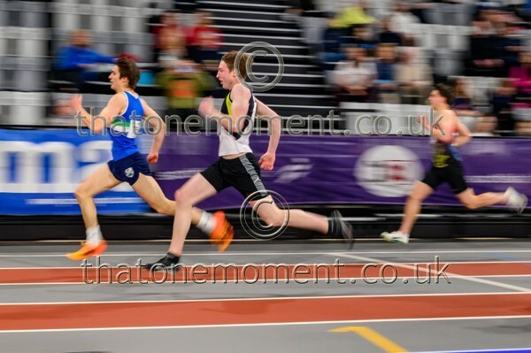 Age26SUN-810802 - Track Male Set One