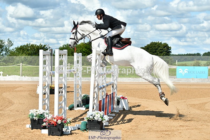 230720A-104535-01956 - Cls 5, 2 Star Medium 1.35m