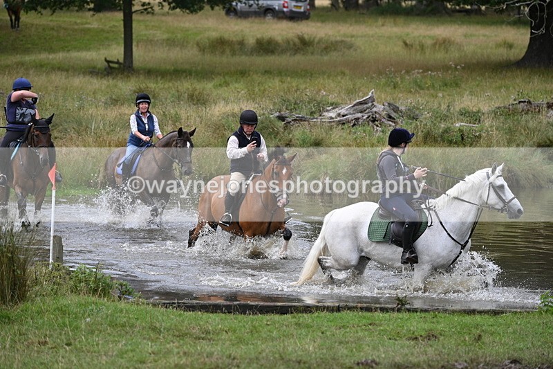 WJ7_4135 - Time at Water 12:52 to 13:22
