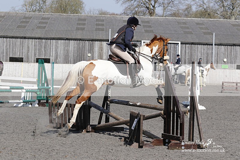 _EST1098 - Bourne Valley Riding Club Winter Showjumping 27/03/22