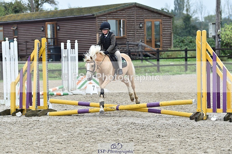 230917-101612-00412 - Cls 01 40cm LR Assisted & unassisted