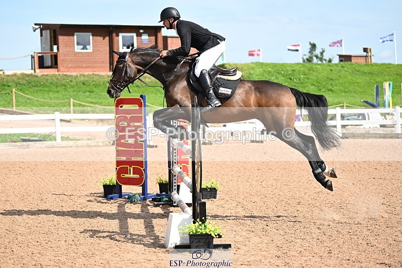 240726A-161642-02536 - Cls 12 1.10m Amateur Qualifer