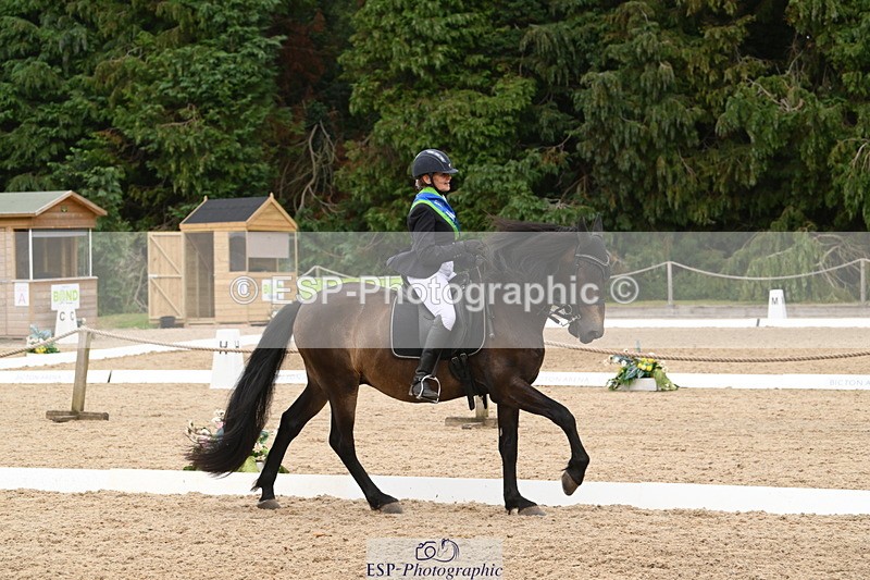 250719A-161232-08121 - Saturday Presentations