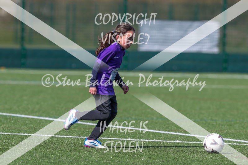 1DX20308 - 2026-03-21 FC Abbey Meads U9 Purple Girls V Stratton Juniors FC U9 Pheonix Girls