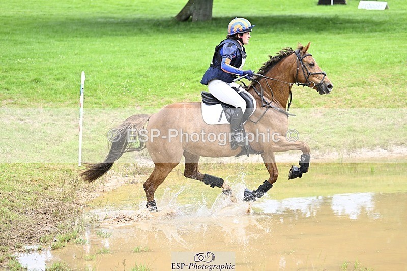 240803-133209-07217 - 157-Jennifer_Jaques-AURELIA_COOL