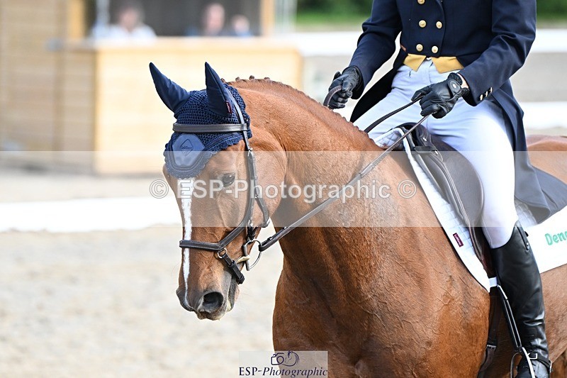 231019-160521-05238 - 066-FJK.OVER.AND.OUT-Alicia.Wilkinson-DR