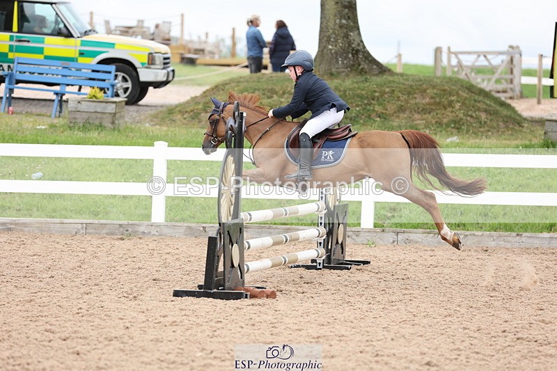 240630A-181817-16376 - Cls 28 Stepping Stones 128cm + 138cm