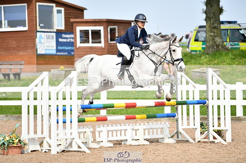 240511A-160809-14287 - Cls 25 British Novice and 90cm Open