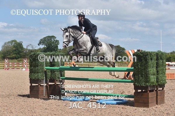 JAC_4512 - CLASS 6 Senior Newcomers/ 1.10m Open