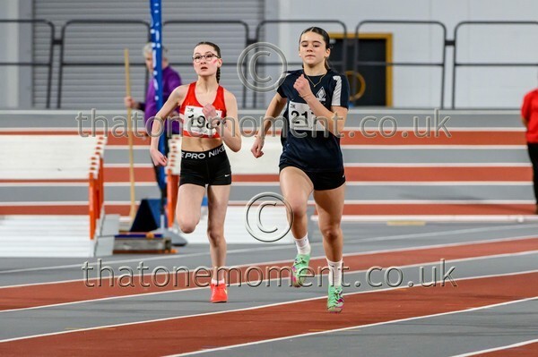 AgeInd25SUN-922905 - Track Female Set One