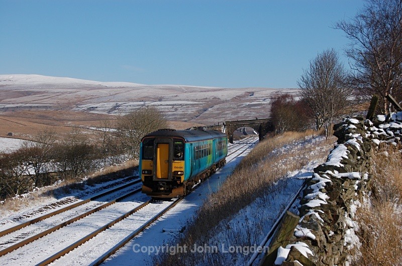 4.3.06 156490 11.51 Carlisle - Leeds, Garsdale Troughs - Garsdale Troughs