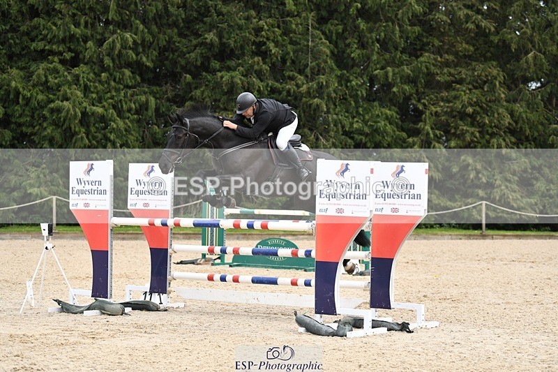 240414-144342-03870 - Cls 05A&B Snr Fox & 120 Open