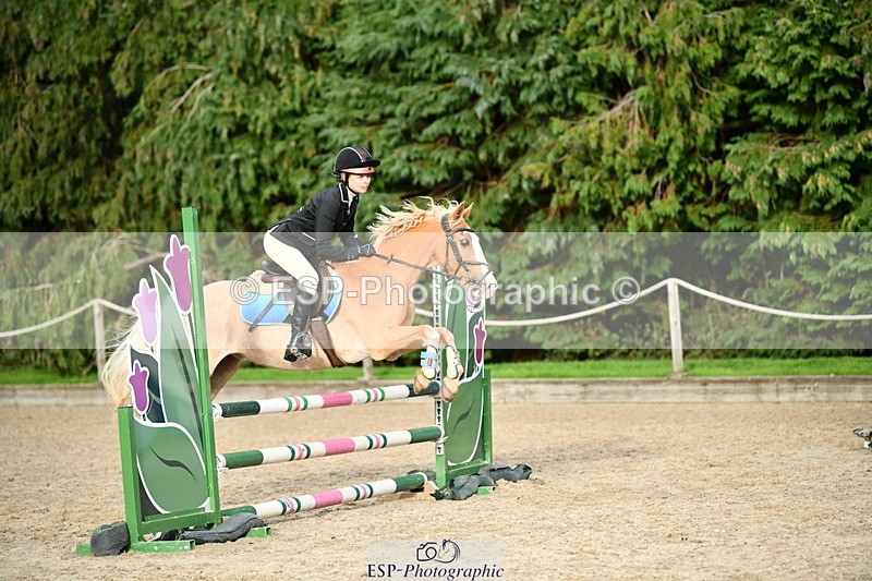 251004A-165659-02307 - Classes 10 & 11 80cm