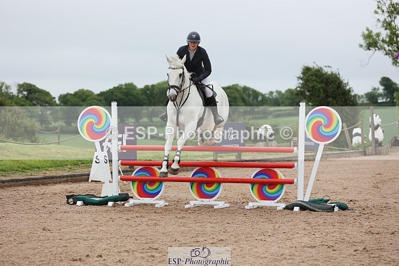 250524-093014-03817 - Cls 13  A&B 1.05m & 1.10m open