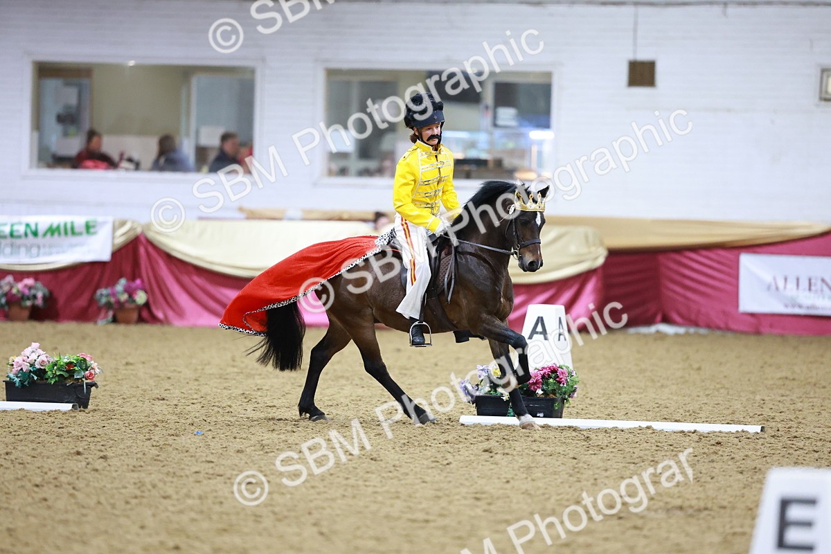 SBM_10313 - Class 62 - Strictly Fancy Dress-Age