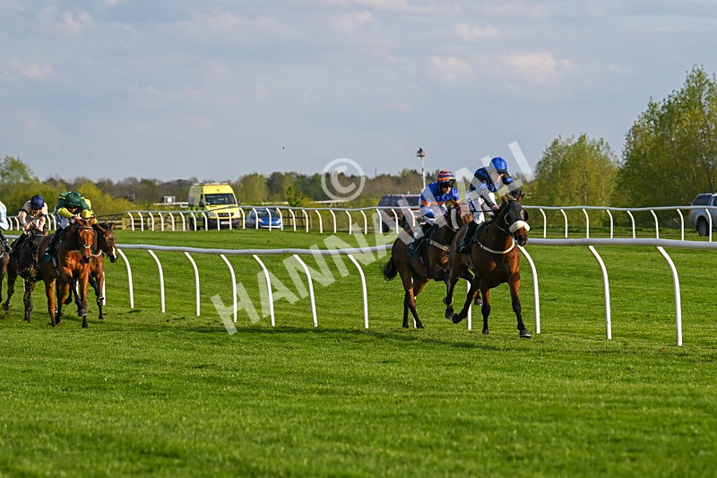300424-Race 3-Ney-2668