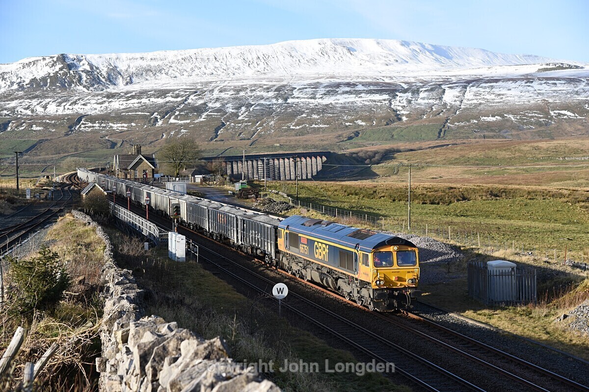 JL - 7.12.20 66751 6M38 Arcow - Doncaster, Ribblehead - Ribblehead sidings