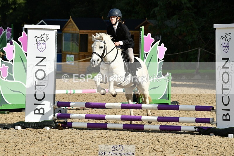 251004A-112532-00613 - Classes 4 & 5 50cm