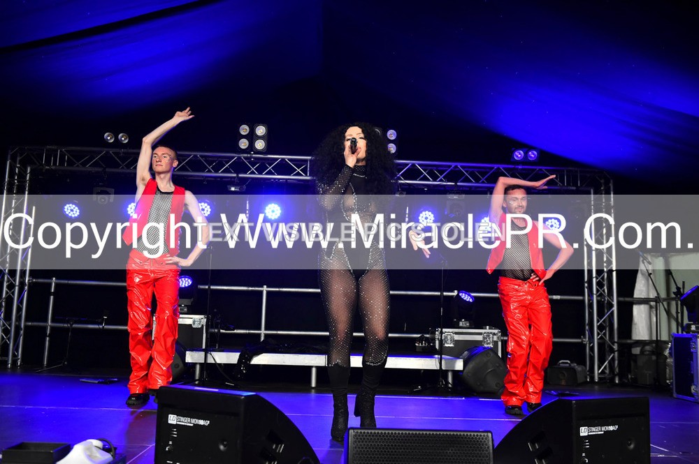 SH4_6614 - The Cher Experience