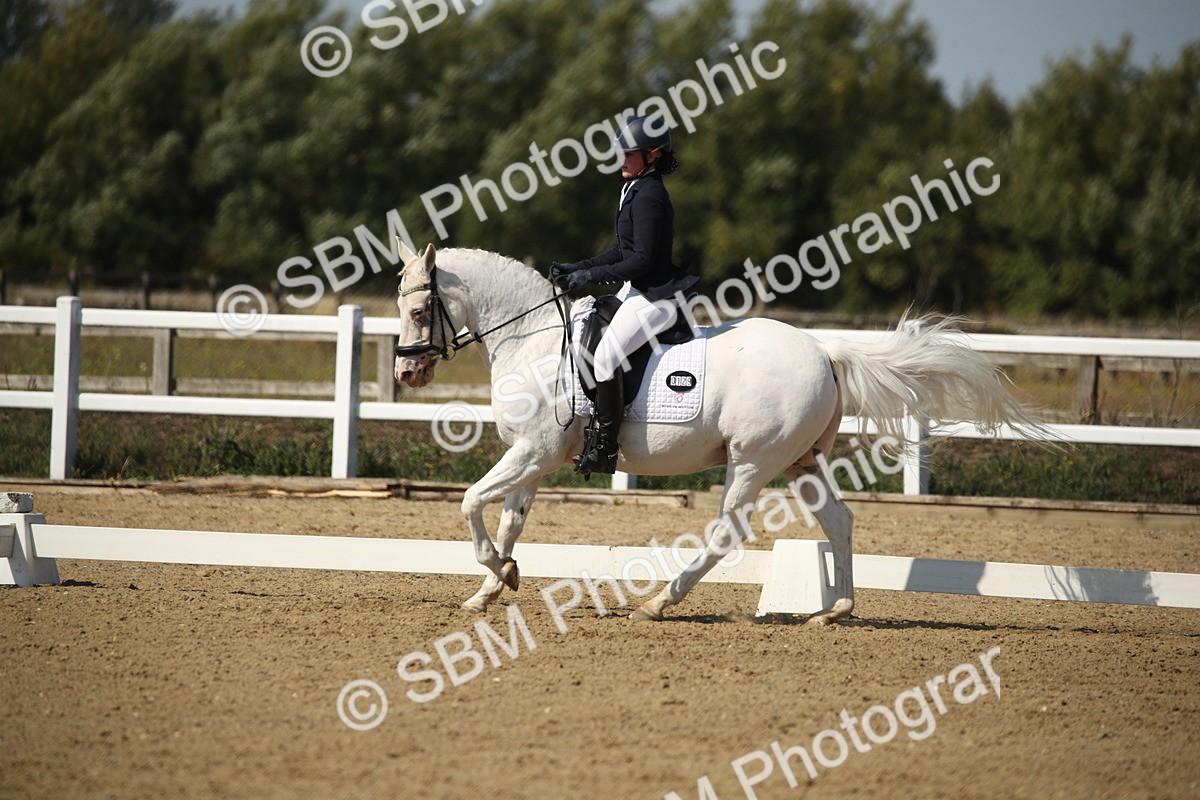 SBM_004224 - Class 11 - Novice 5 - 10.24-11.20