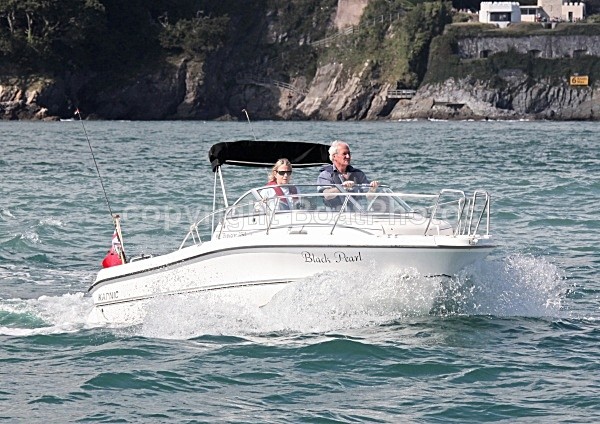 090913 BLACK PEARL IMG_6395 - Motorboats - Open