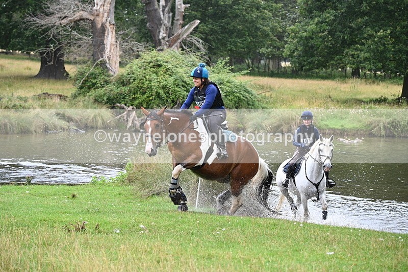 WJ7_6352 - Time at Water 09:30 to 10:00