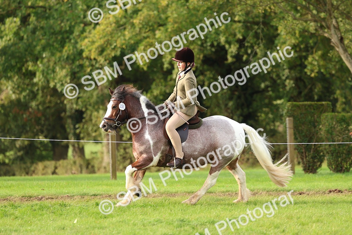 SBM_56619 - S40 - Starters Ridden Showing