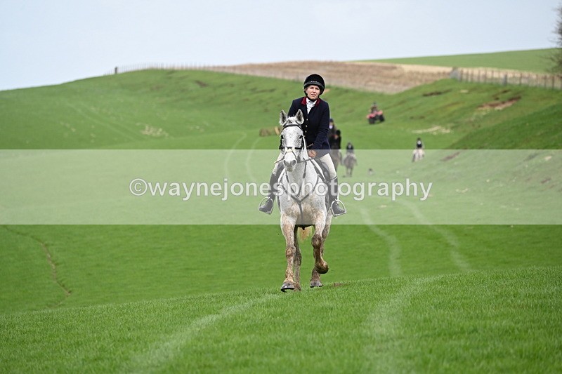 WJ6_9255 - Line Three