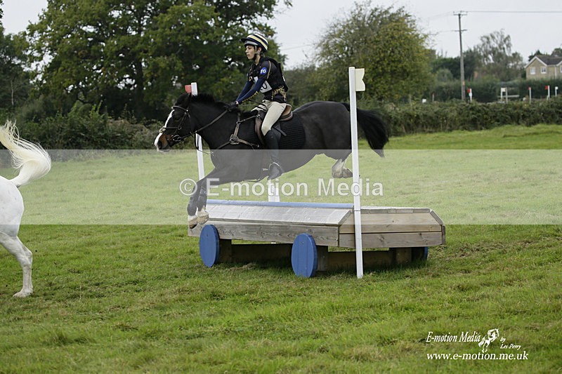  WWHT 171021 2092 - Novice Pairs (0.80m)  17/10/21