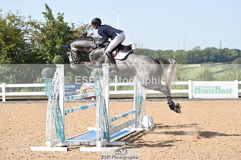 230906A-123814-00270 - Newcomers & 1.10m Open