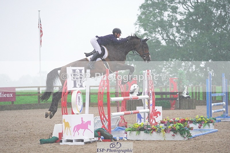 231017A-110724-06647 - Cls 26 Chard Equ Grand Prix