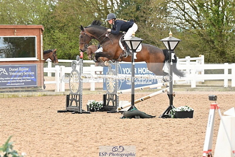 240419A-135645-08361 - Cls 18, 1 Star Silver Tour 1.20m