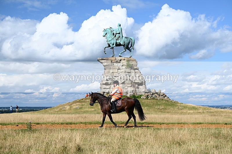 DSC_0276 - Time at Statue 15:58 to 16:05