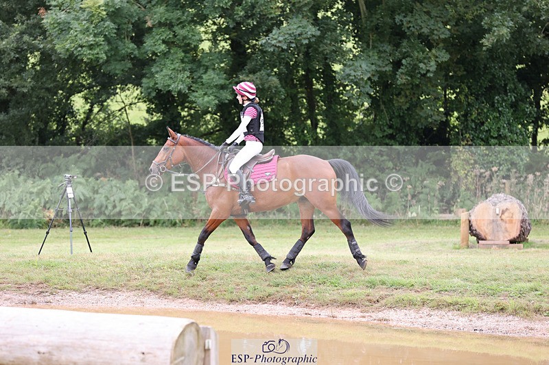 240825X-125120-33643 - 70cm XC 12.00 to End