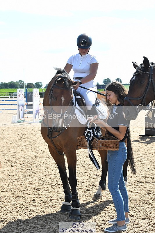 230903A-134819-04900 - Cls 15B U21 Intro 1m