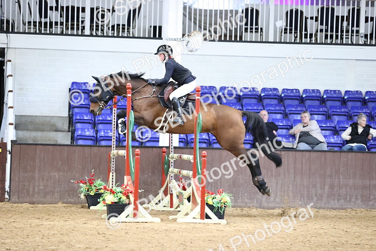 SBM_001637 - Class 4 - Senior Newcomers - 1.10m Open