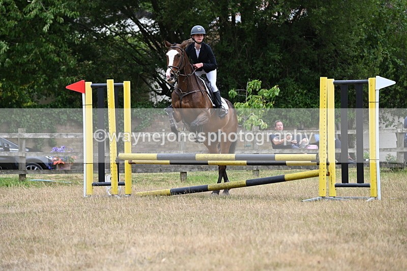 WJ6_0590 - Class 14 Intermediate Jumping 75cm