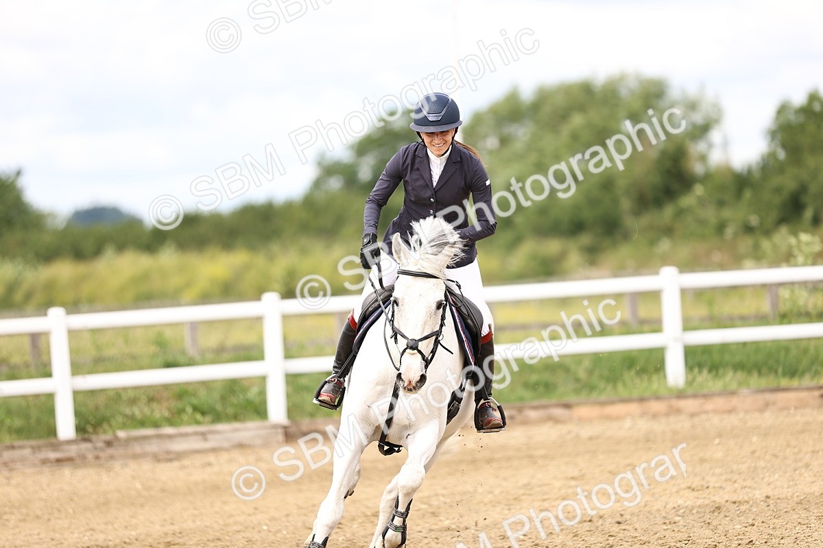 SBM_007277 - Class 18 - Senior 1.05m