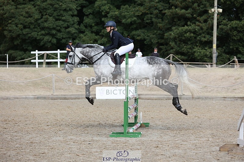 250829A-103651-01168 - Cls 7 British Novice and 90cm